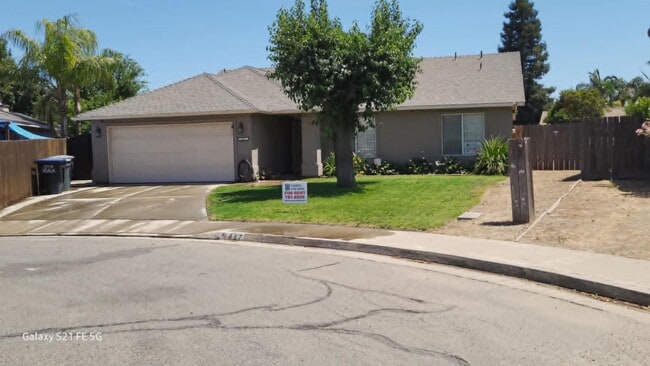 property at 417 Dove Ct