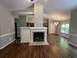 108 Braxberry Way in Holly Springs, NC - Building Photo - Building Photo