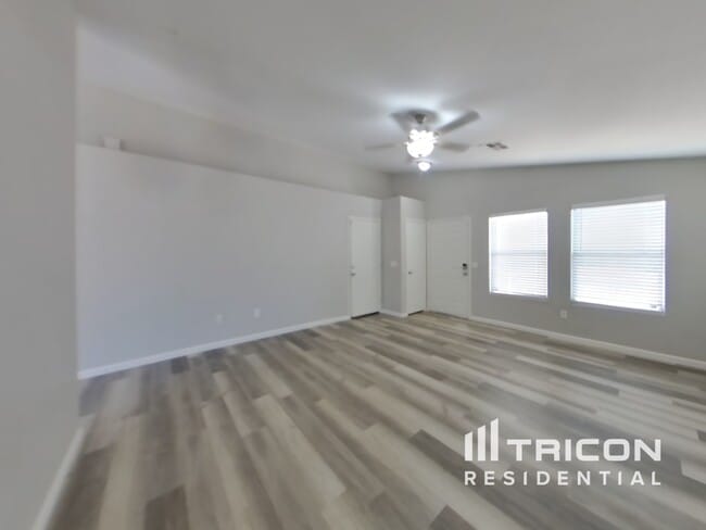 12723 W Jenero Dr in Arizona City, AZ - Foto de edificio - Building Photo