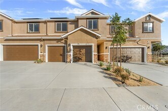 902 S Hert St in Colton, CA - Building Photo - Building Photo