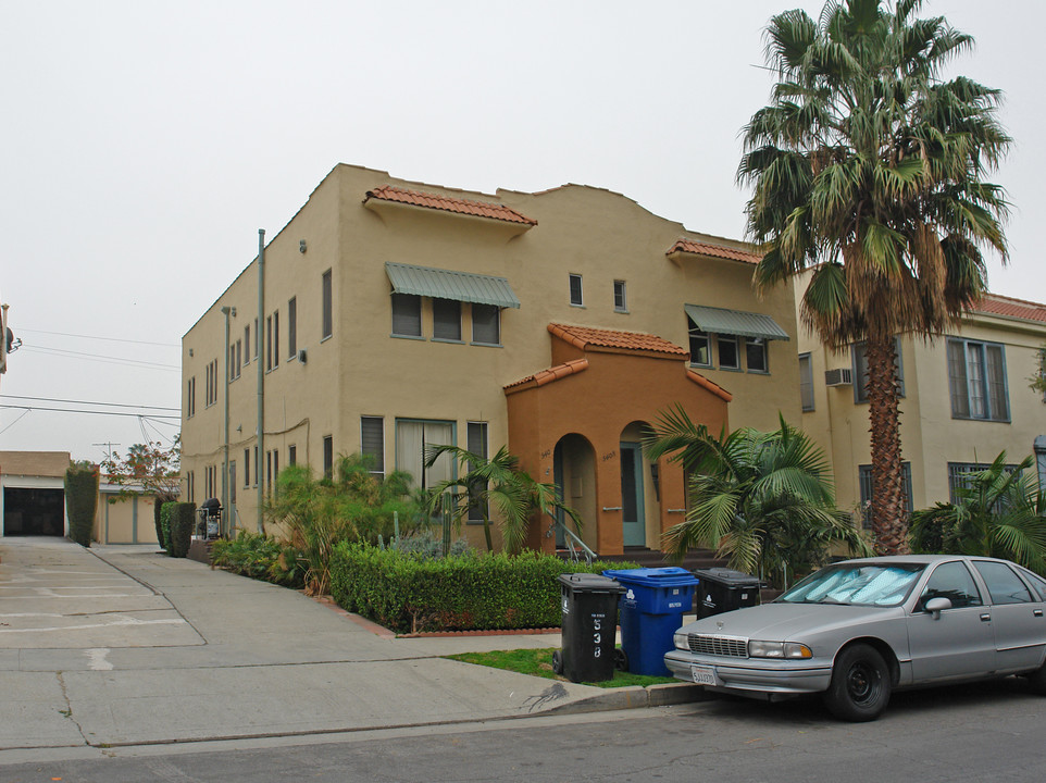 538 N Spaulding Ave in Los Angeles, CA - Building Photo