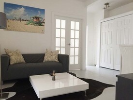 1200 Pennsylvania Ave in Miami Beach, FL - Building Photo