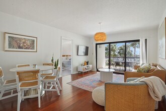 3200 Gulf Blvd in St Pete Beach, FL - Building Photo - Building Photo