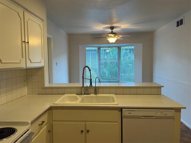 6357 Diamond Head Cir in Dallas, TX - Building Photo - Building Photo