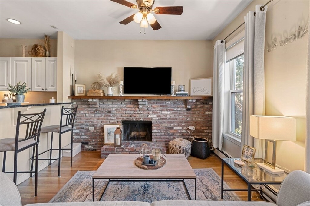 159 M St in Boston, MA - Building Photo