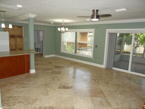 1805 Greenhill Dr in Clearwater, FL - Building Photo - Building Photo