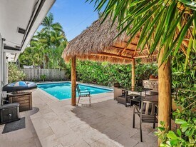 1786 NE 21st St in Fort Lauderdale, FL - Building Photo