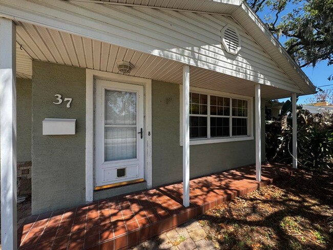 37 Pleasant Dr in Ormond Beach, FL - Building Photo - Building Photo