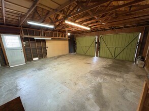 2727 S Sowell St in Visalia, CA - Building Photo - Building Photo