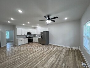 1744 Morgantown Rd in Burlington, NC - Building Photo - Building Photo