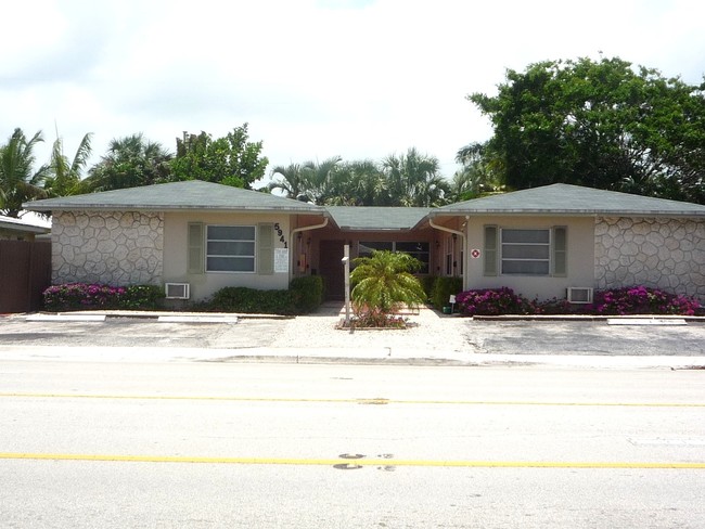 5941 NE 18th Ave in Fort Lauderdale, FL - Building Photo - Building Photo