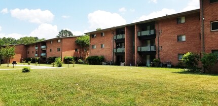 404 Homes in Chattanooga, TN - Foto de edificio - Building Photo