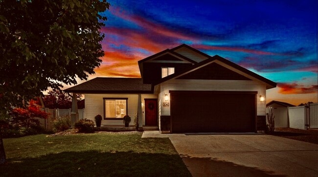 3040 W Dumont Dr in Coeur d'Alene, ID - Building Photo - Building Photo