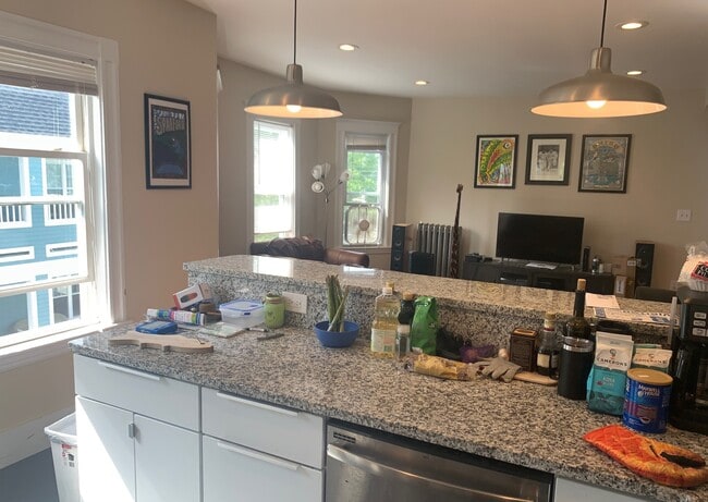 102 Morrison Ave, Unit 2A