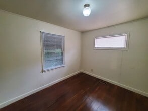 915 Barringer St in Greensboro, NC - Building Photo - Building Photo