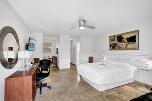 3215 NE 7th St, Unit SI ID1503979P in Pompano Beach, FL - Building Photo