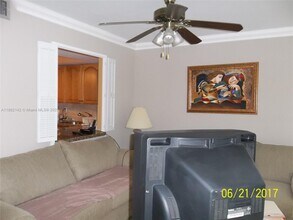 801 Three Islands Boulevard in Hallandale Beach, FL - Building Photo - Building Photo