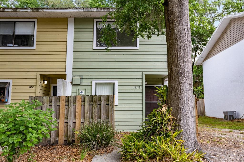 2219 SW 39th Way in Gainesville, FL - Building Photo