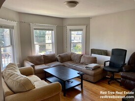 129 Brooks St, Unit 2 in Boston, MA - Building Photo