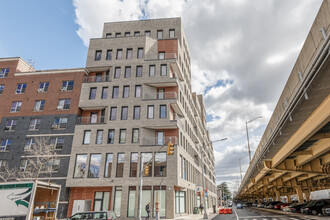 58 Vanderbilt Ave in Brooklyn, NY - Building Photo - Building Photo