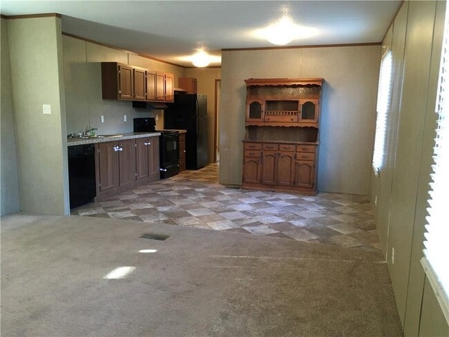 1719 Watterson Rd in Red Rock, TX - Building Photo - Building Photo