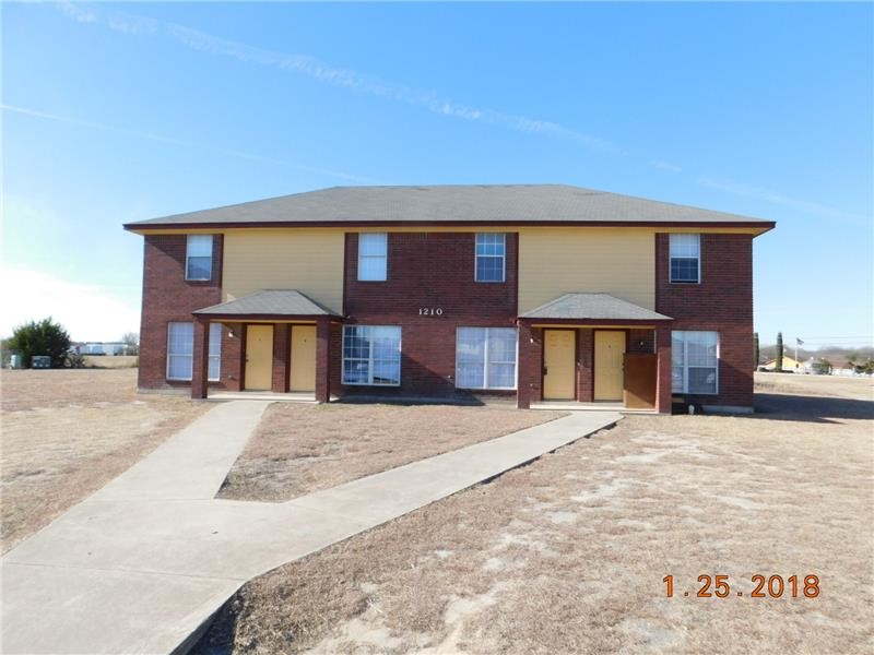 1210 Industrial Blvd-Unit -D in Killeen, TX - Building Photo