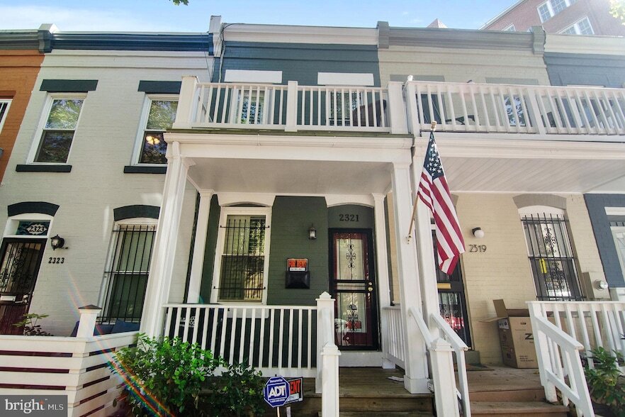 2321 17th St NW in Washington, DC - Building Photo