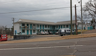 River Hill Apartments