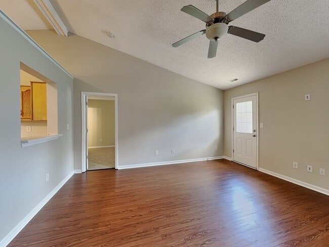 409 Bridgestone Dr in Indianapolis, IN - Building Photo - Building Photo