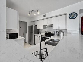 2123 Renaissance Blvd in Miramar, FL - Building Photo