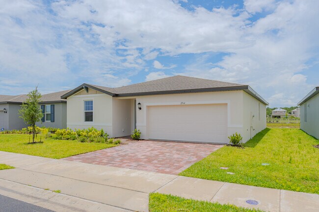 2764 San Marco Wy in Winter Haven, FL - Building Photo - Building Photo