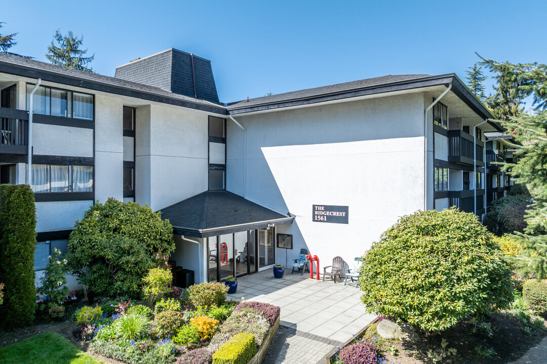 Ridgecrest in White Rock, BC - Building Photo