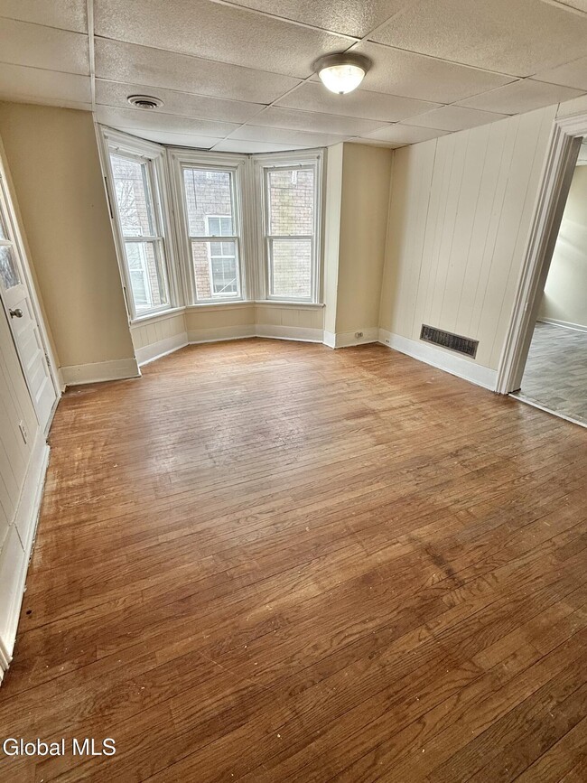 70 Academy St in Amsterdam, NY - Building Photo - Building Photo