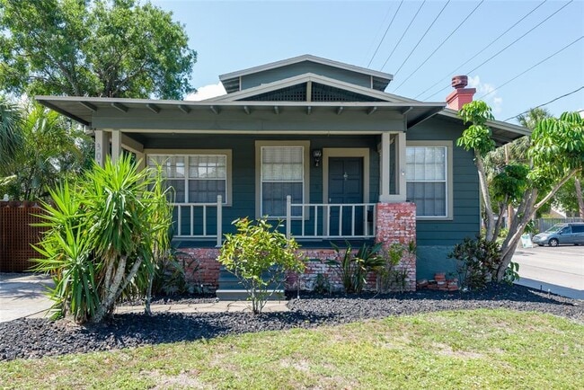 property at 3012 W Julia St