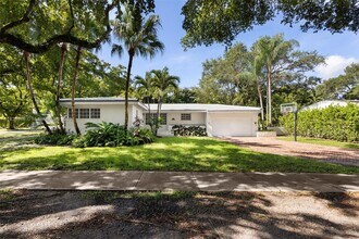 600 Santurce Ave in Coral Gables, FL - Building Photo - Building Photo