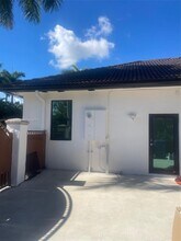 8775 SW 164th St in Palmetto Bay, FL - Building Photo - Building Photo