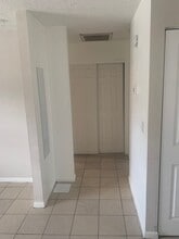 4405 Garden Ln, Unit 4405 A in Tampa, FL - Building Photo - Building Photo