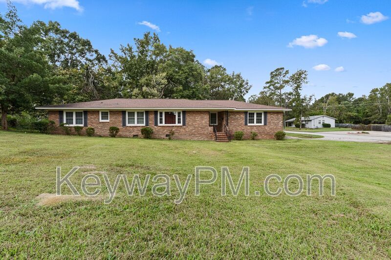 1001 Beverly Heights Dr in Augusta, GA - Building Photo