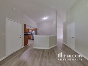 534 Louise Dr in Indianapolis, IN - Building Photo - Building Photo