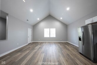 2931 N Capitol Ave in Indianapolis, IN - Building Photo - Building Photo
