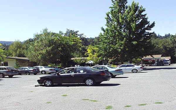 Calistoga Family Apartments in Calistoga, CA - Building Photo - Building Photo