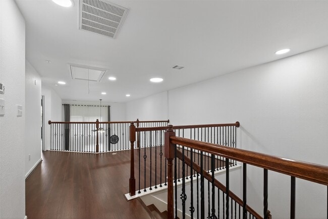 property at 1314 Glenwood Canyon Ln