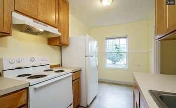 2214 Broadway St in Vancouver, WA - Building Photo - Building Photo