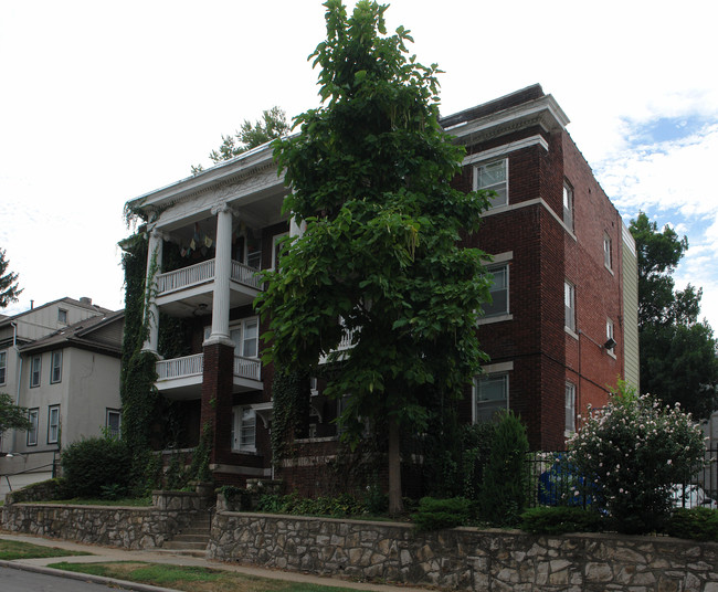 Weaver Apt's in Kansas City, MO - Building Photo - Building Photo