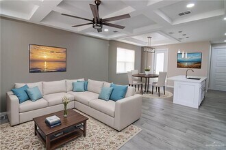 23 N Crown Point in Pharr, TX - Building Photo - Building Photo