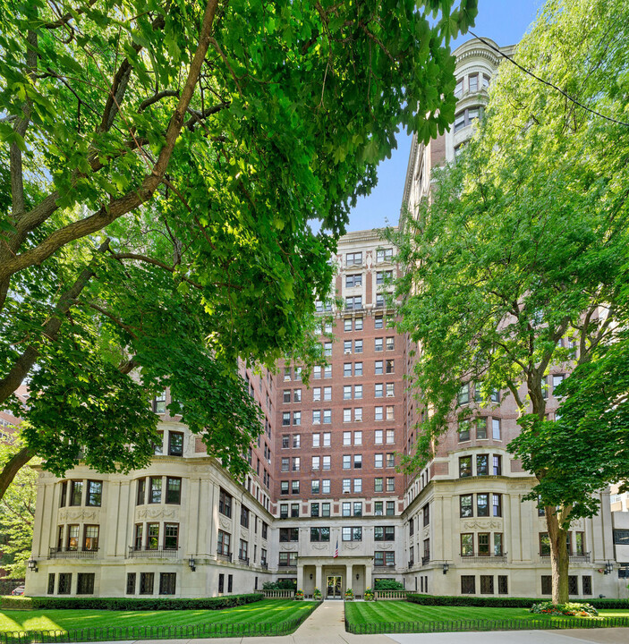 5000 N Marine Dr in Chicago, IL - Building Photo