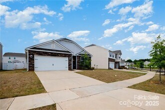 6828 Pennyroyal Wy in Charlotte, NC - Building Photo - Building Photo