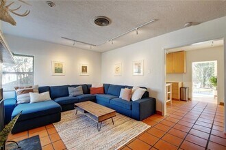 3709 Vineland Dr in Austin, TX - Foto de edificio - Building Photo
