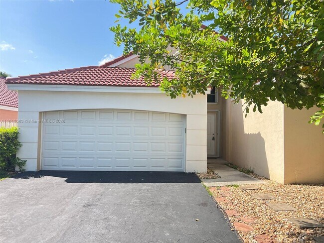 435 Somerset Way