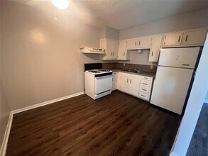 3106 Duval St in Austin, TX - Building Photo - Building Photo